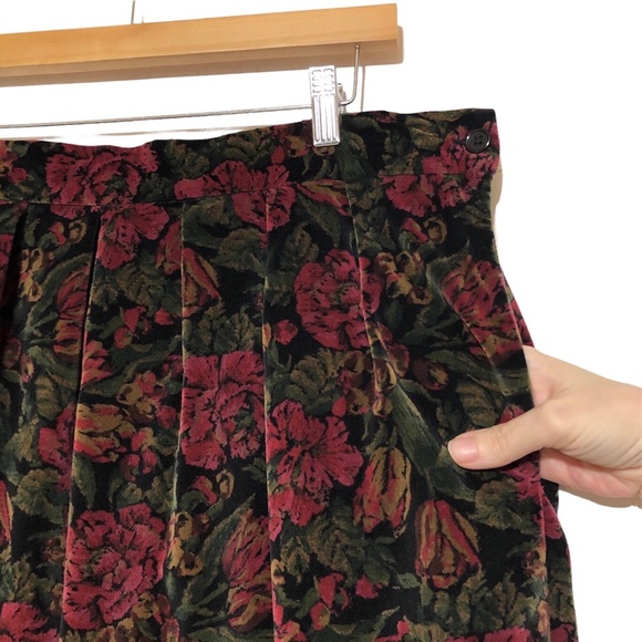 Vintage Bryn Connelly Velvet Rose Print Midi Skirt - Picture 4 of 11